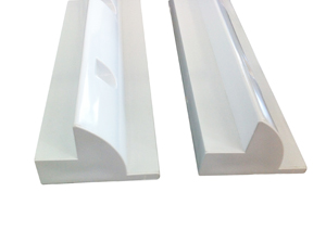 colore: Bianco 1 pezzo Supporto per spoiler in ABS per pannello solare 68 cm resistente Offgridtec 006565 